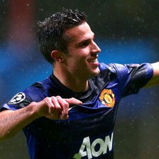 Van Persie Bisa Bantu MU Menangi Liga Champions