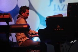 Musik Masa Depan di Tangan Indra Lesmana