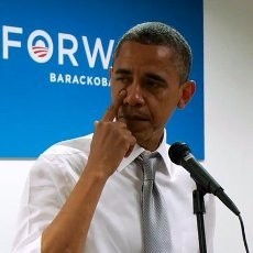 Obama Menangis Saat Ucapkan Terima Kasih pada Tim Kampanyenya