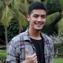 Gaya Casual Morgan SM*SH