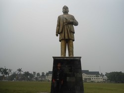 Patung Pahlawan dari Jambi