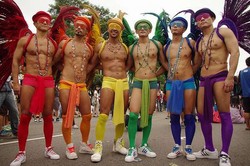 Ini Nih, Parade Lesbi dan Gay Terbesar di Asia!
