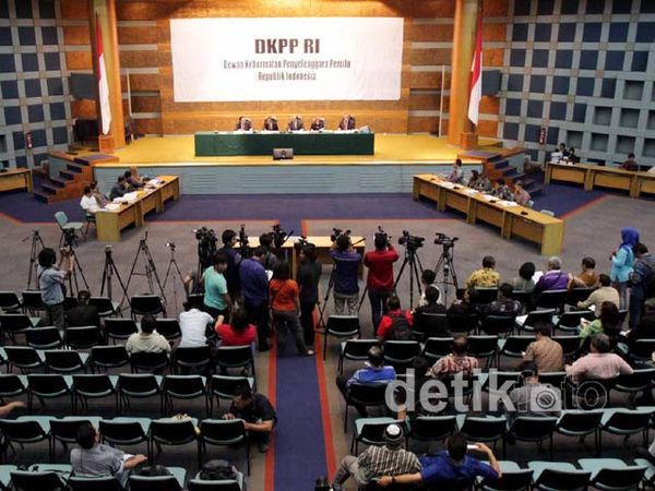 Dianggap Langgar Kode Etik, KPU Diadili