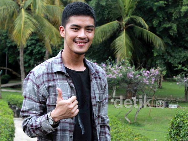 Gaya Casual Morgan SM*SH