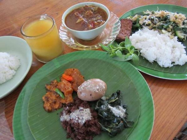 Asem-asem Daging yang Bikin Rindu