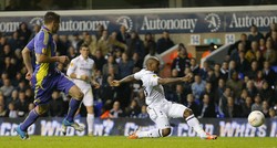 Dengan kemenangan ini, Spurs menggeser Maribor dari posisi runer-up klasemen Grup I. Tim besutan Andre Villas Boas itu mengumpulkan enam poin hasil empat kali main, unggul dua angka dari wakil Slovenia itu. REUTERS/Andrew Winning.