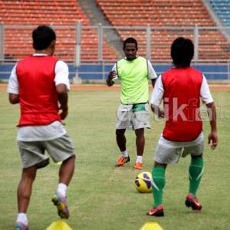 Nil Maizar Tentukan 22 Nama Pemain Usai Lawan Kamerun