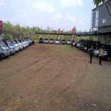 Puluhan Mobil Esemka dari Berbagai Daerah Dipamerkan