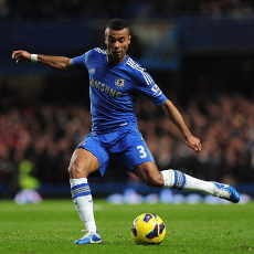 Ashley Cole Diklaim Tertarik Gabung PSG