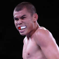 Saatnya Unifikasi Gelar, Chris John?