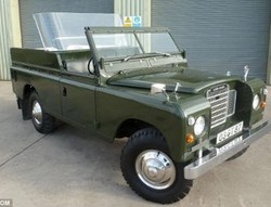 Land Rover Bekas Ratu Elizabeth II Dilelang