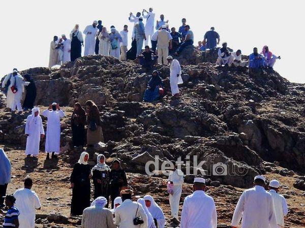 Ziarah di Jabal Uhud