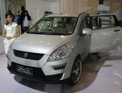 Kabin Suzuki Ertiga Bau Hangus