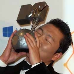 Ini Dia Para Pemenang MTV EMA 2012