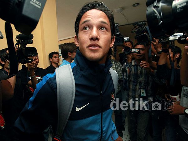 Irfan Bachdim Jenguk Diego Michiels