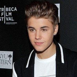 Justin Bieber & Taylor Swift Rajai MTV EMA 2012