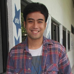 Vidi Aldiano: Gue Gaya Nggak Harus Mahal