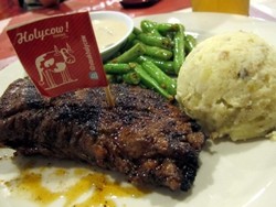Wow, Pemenang Kuis MDM-Holycow Nikmati Free Flow Steak!