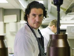 Chef dari Two Star Michelin Restaurant Ini Ribut dengan Pelanggan di Twitter