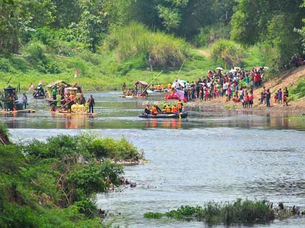 Festival Getek Digelar di Bengawan Solo
