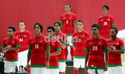 Seragam terbaru Timnas Indonesia untuk Piala AFF ini, bukan sekadar tentang menampilkan produk, tapi juga ketika yang mengenakannya baik atlet maupun para pencinta sepakbola, seragam ini akan berbicara tentang rasa kebangsaan, kebanggaan, serta semangat juang untuk tidak penah berhenti berharap sepakbola Indonesia bisa mencapai kejayaan kembali.
