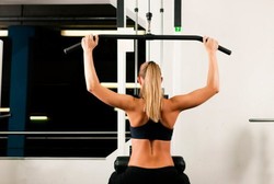 Ini Penyebab Wanita Tidak Mampu Melatih Otot Lengan Sebaik Pria