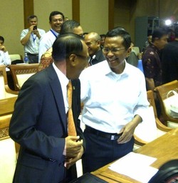 Penuhi Panggilan DPR, Dahlan Iskan Tak Sendirian