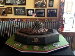 Sepotong Iwo Jima Cake untuk Merayakan Hari Veteran