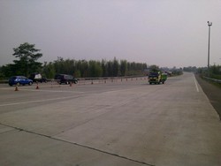 Kenaikan Tarif Tol Milik Bakrie Ditunda Hingga Tahun 2013