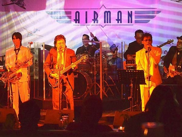 Konser Tribute to The Mercys