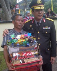 Saat Brigjen Boy Jadi Incaran Ibu Hamil dan Pedagang Rokok