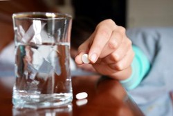 Ziconotide, Pereda Nyeri Kronis pada Pasien Penyakit Berat