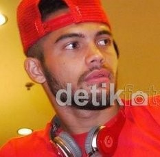 Sedih Tak Bisa Bela Timnas, Diego Minta Dibawakan Jersey Baru