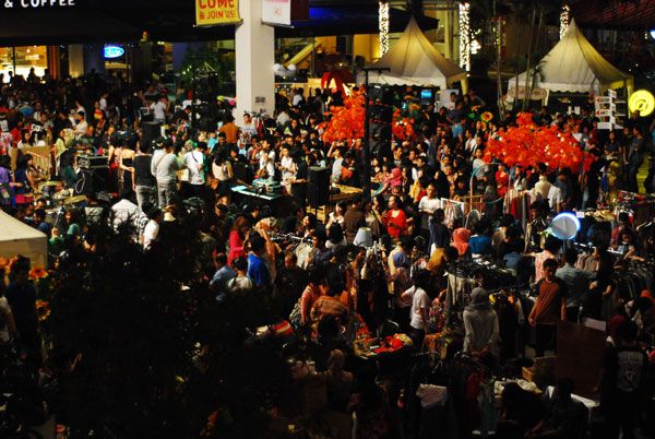 Sunday Market Surabaya