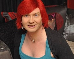 Ingin Bahagia, Mantan Tentara Ini Ganti Kelamin di Usia 47 Tahun