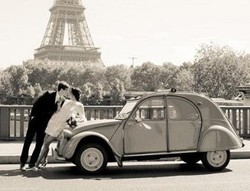 Paris Larang Mobil dan Motor Klasik