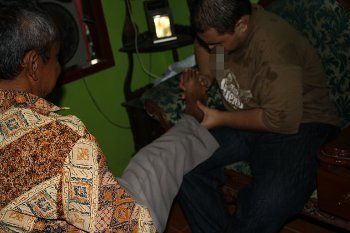 Para Penerus Bengkel Salah Urat Langganan Tim Bola Profesional