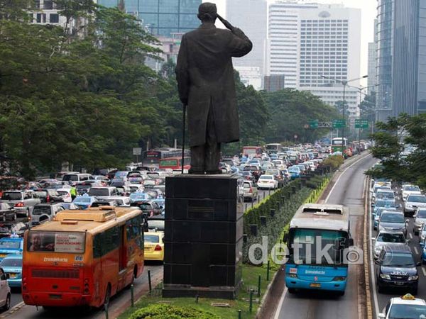 Jalan Soedirman Padat Merayap