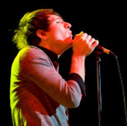 Histeris Bertemu Owl City Jelang Konser