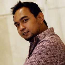 Bebi Romeo Beri Kemasan Baru di Lagu-lagu Cinta Ciptaannya