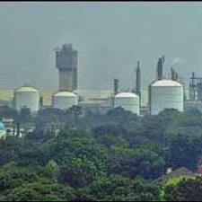 Bangun Pabrik, PT Pusri Dapat Utangan Tujuh Bank Rp 7,4 Triliun