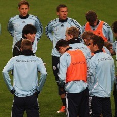 Lawan Belanda, Loew Akan Beri Kesempatan kepada Pemain Muda