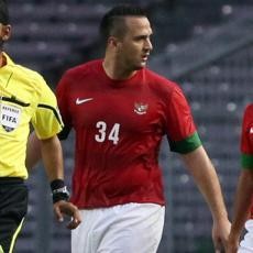 Van Beukering Minta Dukungan Suporter Lebih Banyak