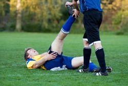 Jangankan Orang Biasa, Atlet Profesional pun Butuh Tukang Pijat