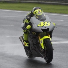 Rossi Kembali Tunggangi Yamaha, Bautista Tercepat