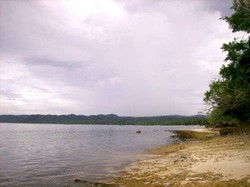 G-Land, Pantai dengan Kombinasi Tiga Warna di Banyuwangi