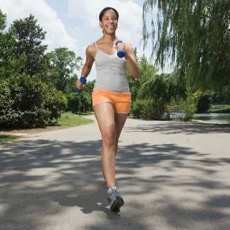 Ini Caranya Agar Jalan Kaki Bisa Turunkan Berat Badan