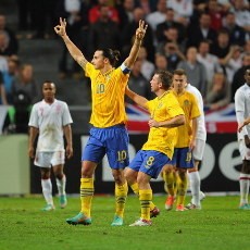 Ibra Empat Gol, Swedia Hantam Inggris 4-2