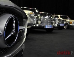 Kota Lampung Dipenuhi Mobil Mercy