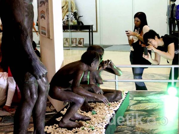 Koleksi Museum Sangiran Mejeng di di Mal